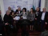 Корнелия Нинова: Внасяме 30 000 подписа за преизчисляване на пенсиите