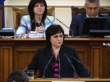 Корнелия Нинова: Работата на Мая Манолова се определя в три думи - съдържание, доверие и резултати