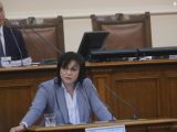 Корнелия Нинова: Има изход от ситуацията в държавата – оставка, предсрочни избори и каквото народът реши