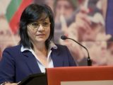 Корнелия Нинова: Получихме мандат да водим преговори с „Продължaваме промяната” за съставяне на правителство в този парламент