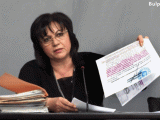 Корнелия Нинова опроверга с документи твърденията на ГЕРБ за 