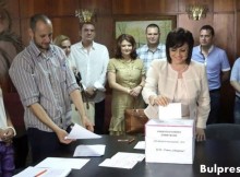 Корнелия Нинова: Гласувах за победа на левицата на предстоящите президентски избори