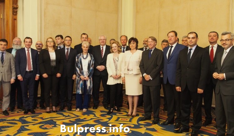 Корнелия Нинова запозна посланиците на страните-членки на ЕС с приоритетите на БСП