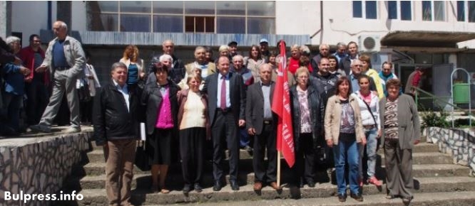 Организацията на АБВ в община Бойчиновци публично напусна партията. Върна се в БСП