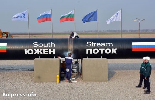„Газпром“ ще използва положените за „Южен поток“ тръби в Черно море за изграждането на „Турски поток“