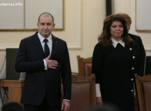 Румен Радев и Илияна Йотова положиха клетва като президент и вицепрезидент +ВИДЕО