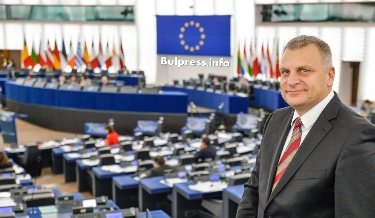 Петър Курумбашев: Преди 60 години в ЕС духът е бил по-голям от тялото, сега е обратното
