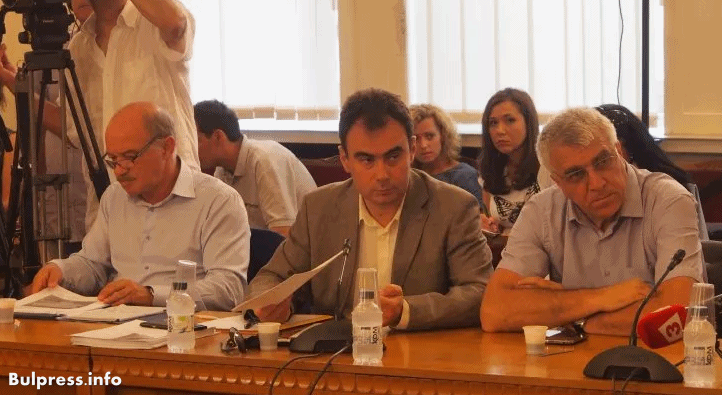 Жельо Бойчев: Борисов да дойде в комисията за НДК и да каже- коя сила е позволила да се случва тези злоупотреби