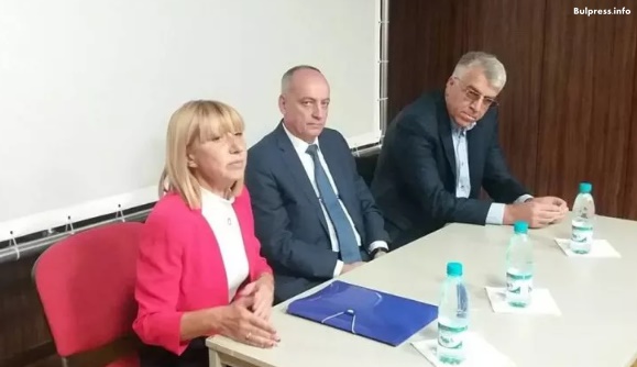 Академичните среди във Варна обсъдиха „Визия за България“ с депутати от левицата