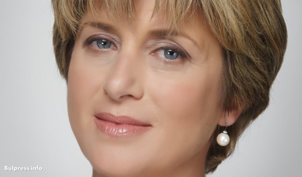 Весела Лечева: Всеки ден избухват мините на това управление