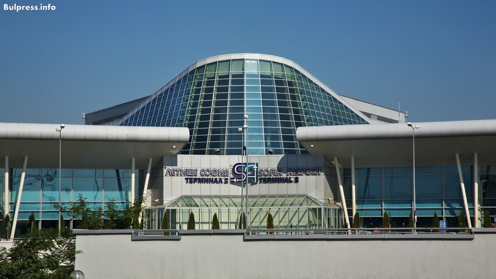 БСП иска законово да се спре концесията на летище София