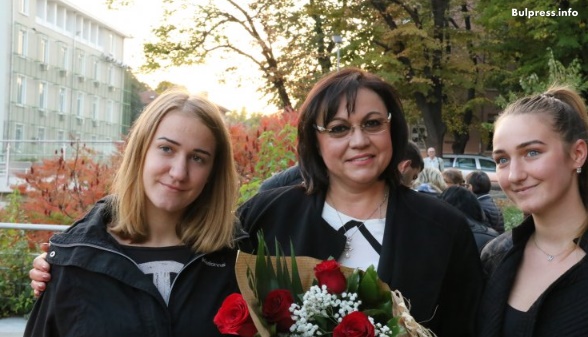 Корнелия Нинова: Борисов избра властта пред майките. Ако си отиде, няма да настъпи хаос, а подем