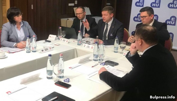 Корнелия Нинова и партийни лидери от Вишеградската четворка oбсъждат обща декларация по основни проблеми на ЕС