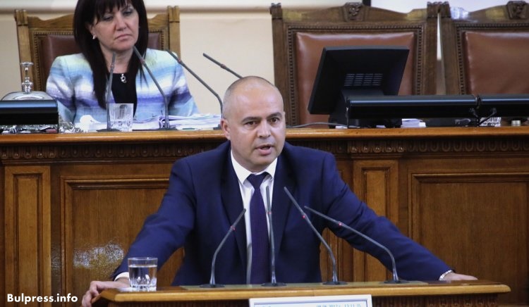 Георги Свиленски: Най-достойното за един ръководител е да подаде оставка и да поиска нов кредит на доверие